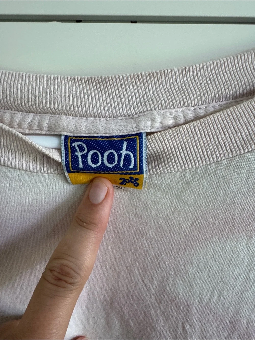 Vintage Rare Disney Pink Winnie the Pooh Short Sleeve Tee